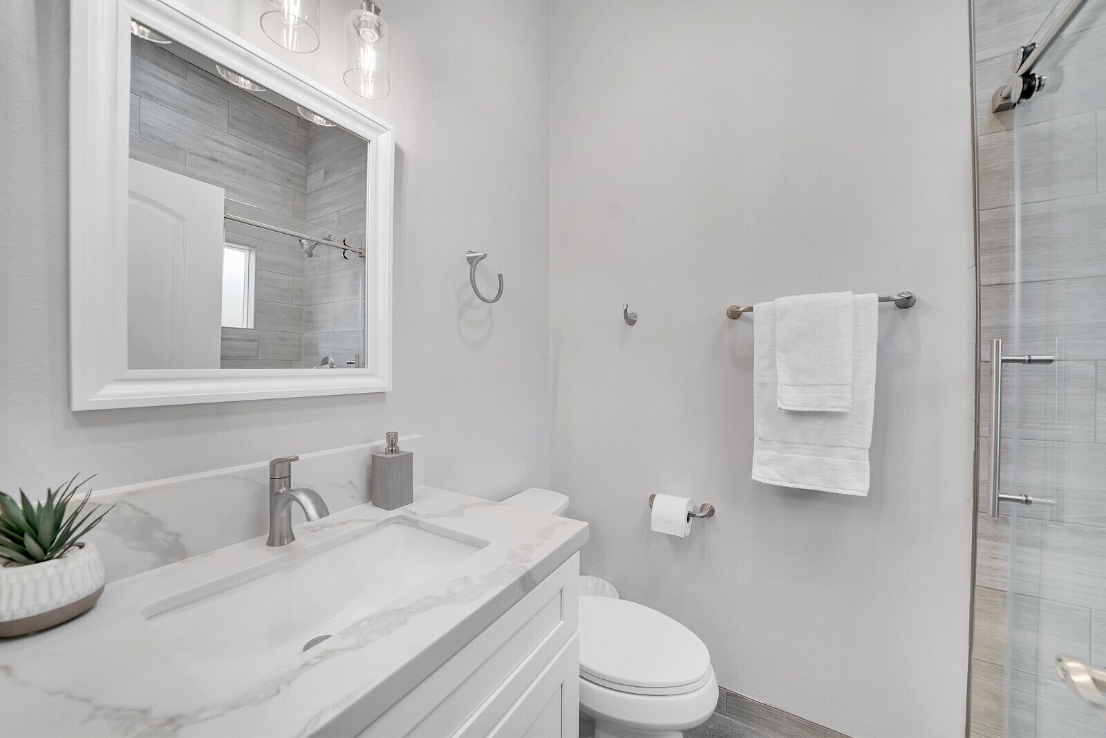 Luxury Travelers Dream Disney Home 10ft ceiling