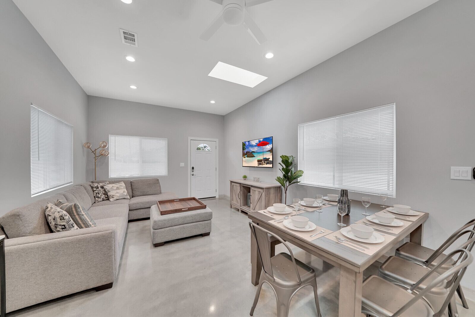 Luxury Travelers Dream Disney Home 10ft ceiling