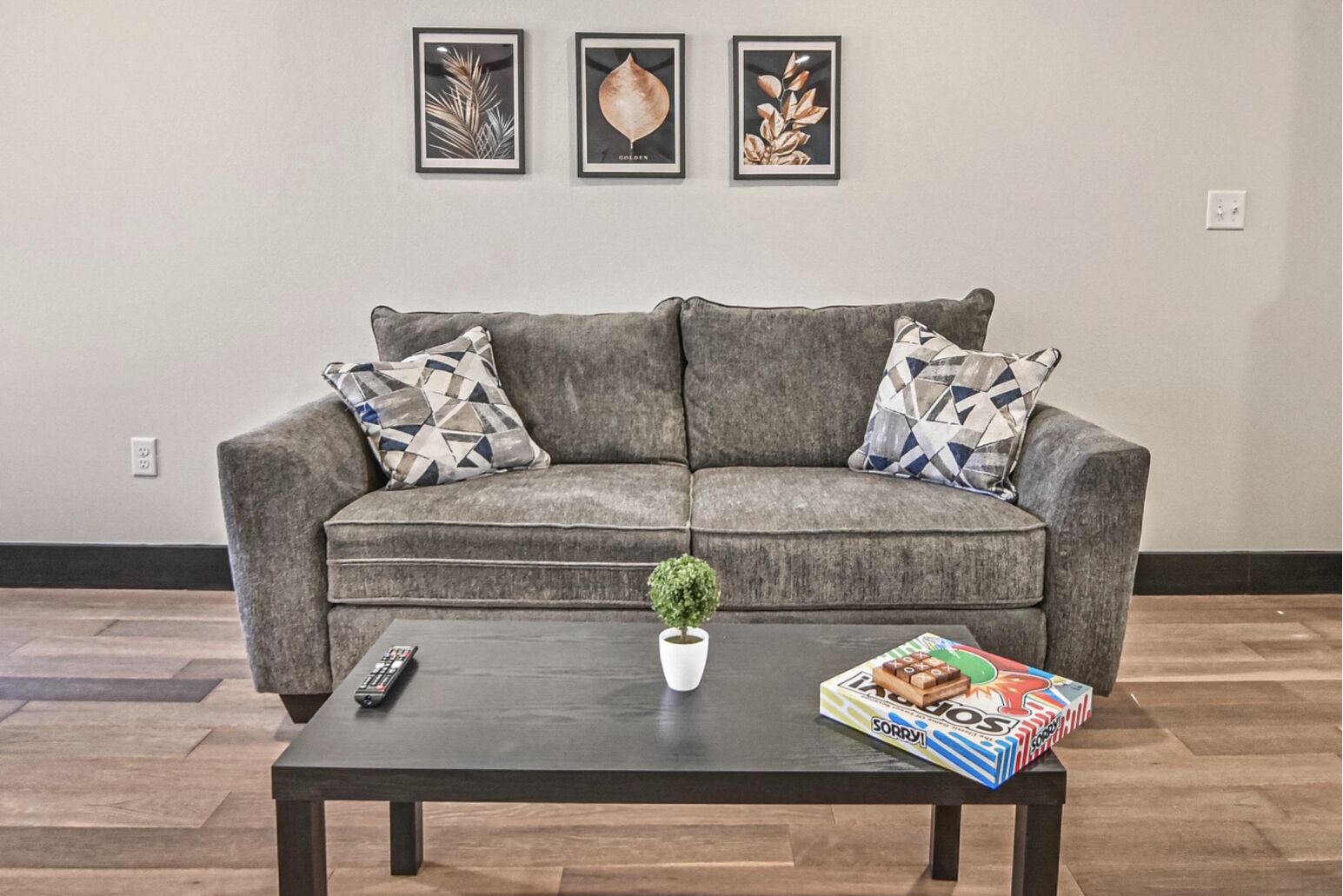 🏝Stylish APARTMENT | DOWNTOWN | PETS STAY FREE!