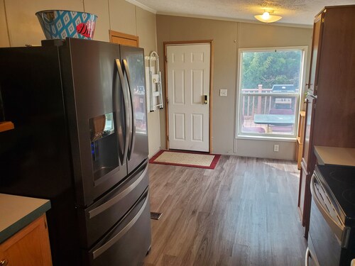 Lake McConaughy 3BR, 2 bath cabin with full kitchen, TV and A/C