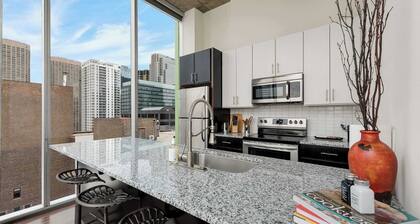 Top Floor Views + Central Comfort