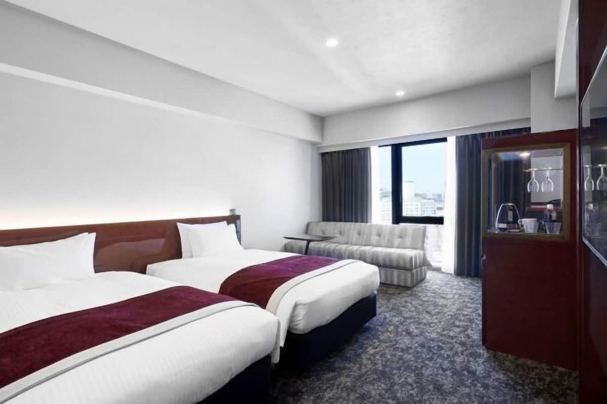 1 bedroom, in-room safe, blackout curtains, free WiFi