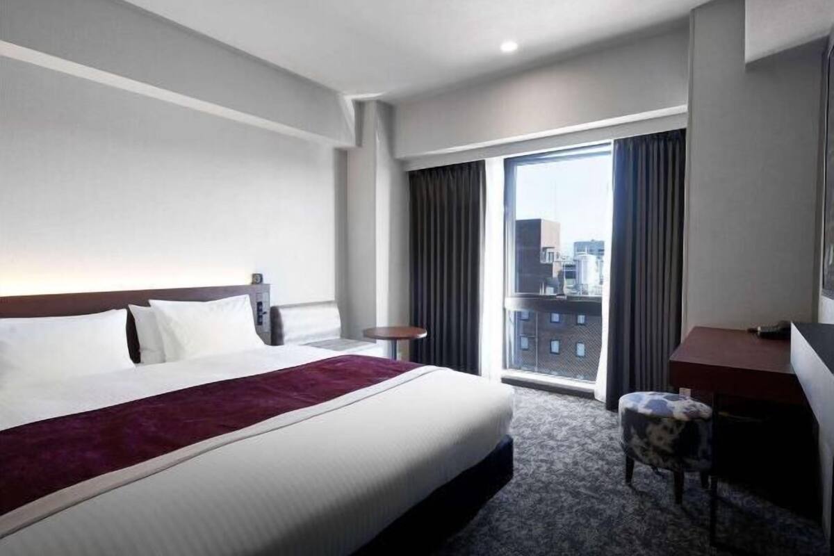 1 bedroom, in-room safe, blackout curtains, free WiFi