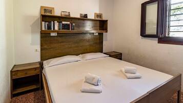 3 chambres, draps fournis