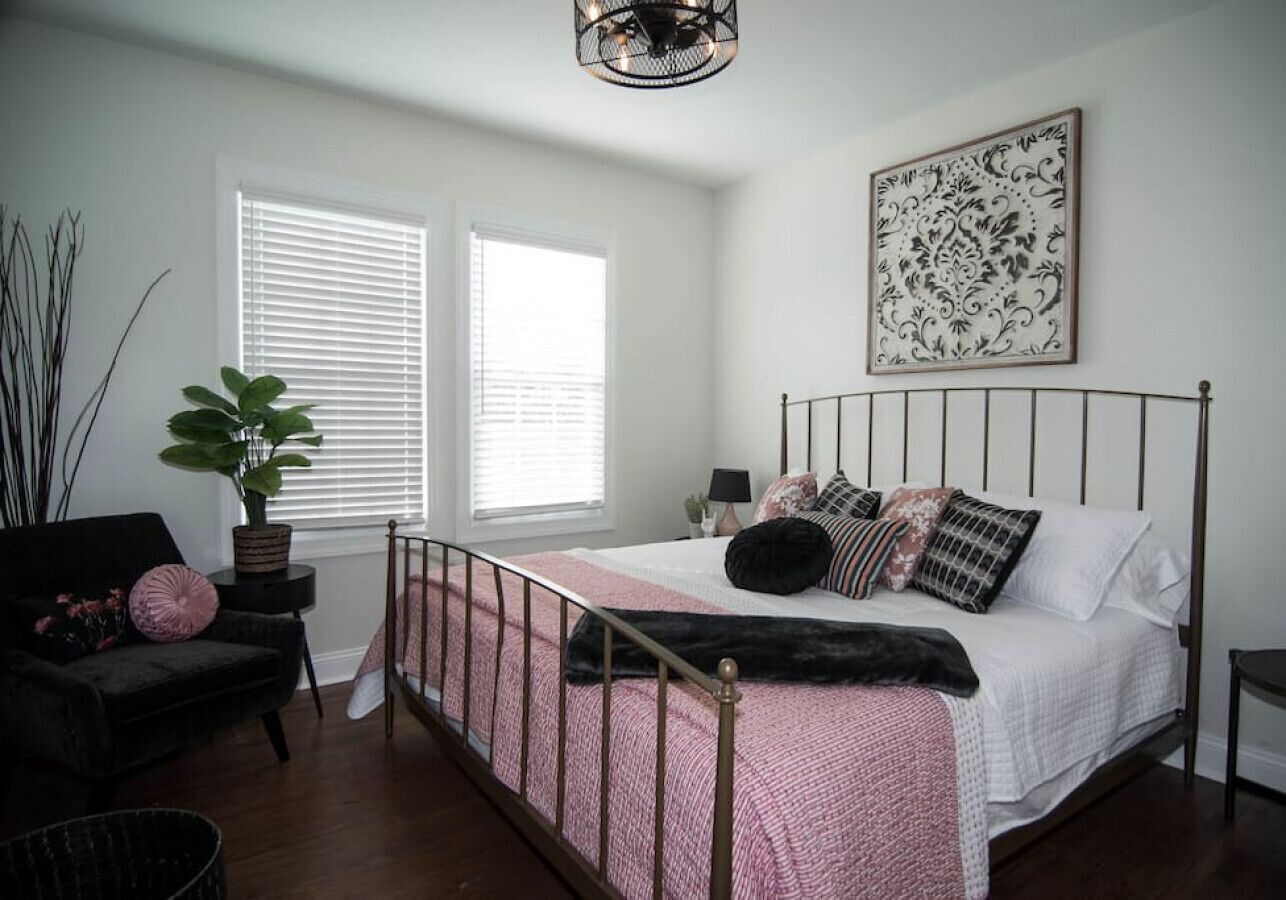 Downtown Greer's Pink Door Cottage