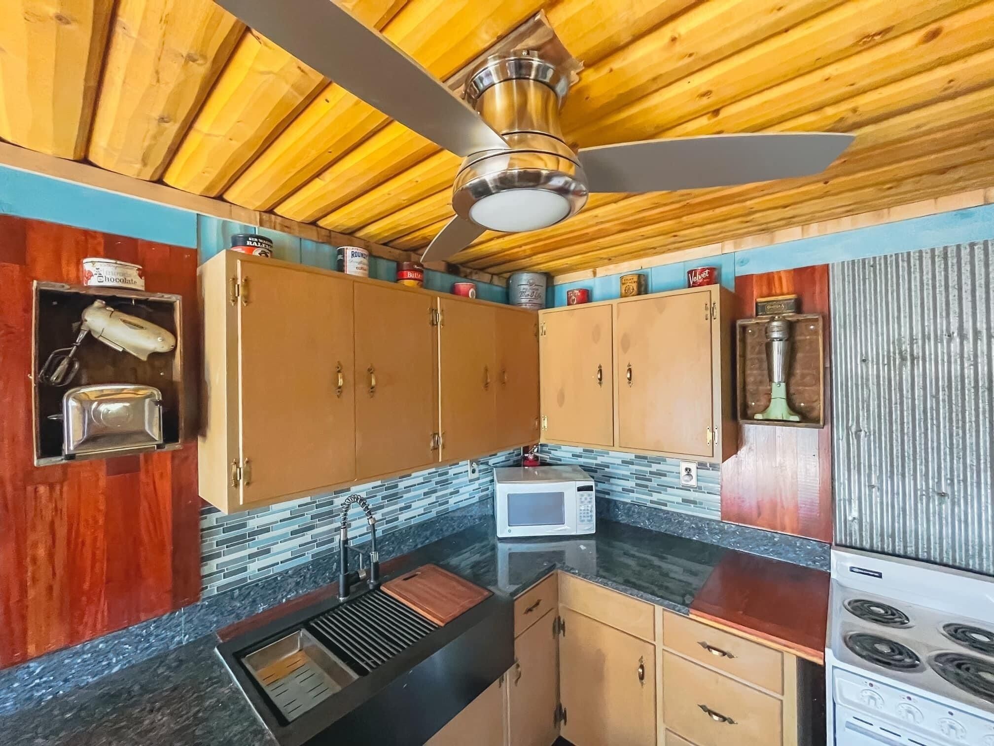 Quiet & Private Kayak,hike,UTV,BBQ,fish,boating,Nordic Mt - ski, tube, mt bike