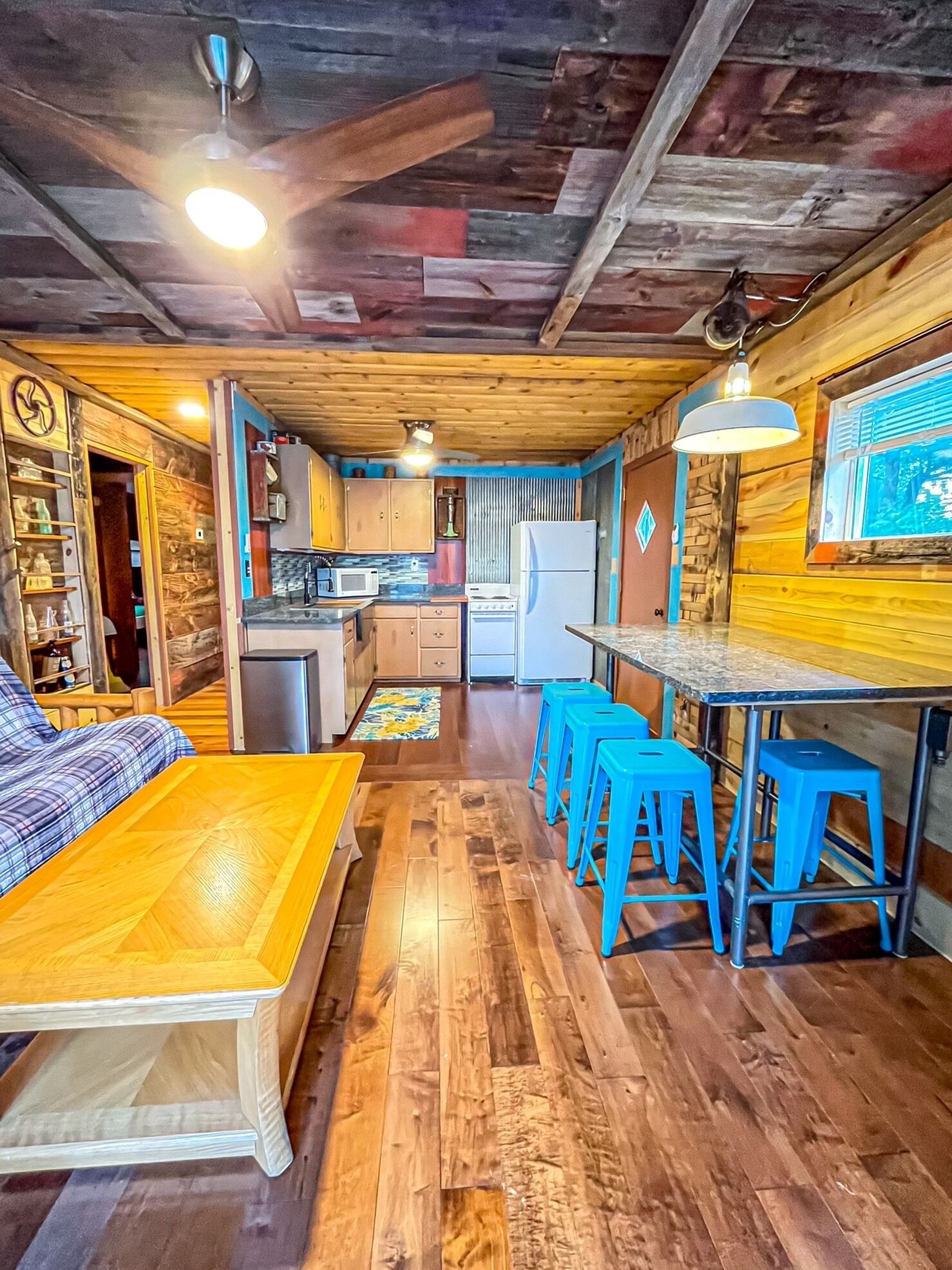 Quiet & Private Kayak,hike,UTV,BBQ,fish,boating,Nordic Mt - ski, tube, mt bike