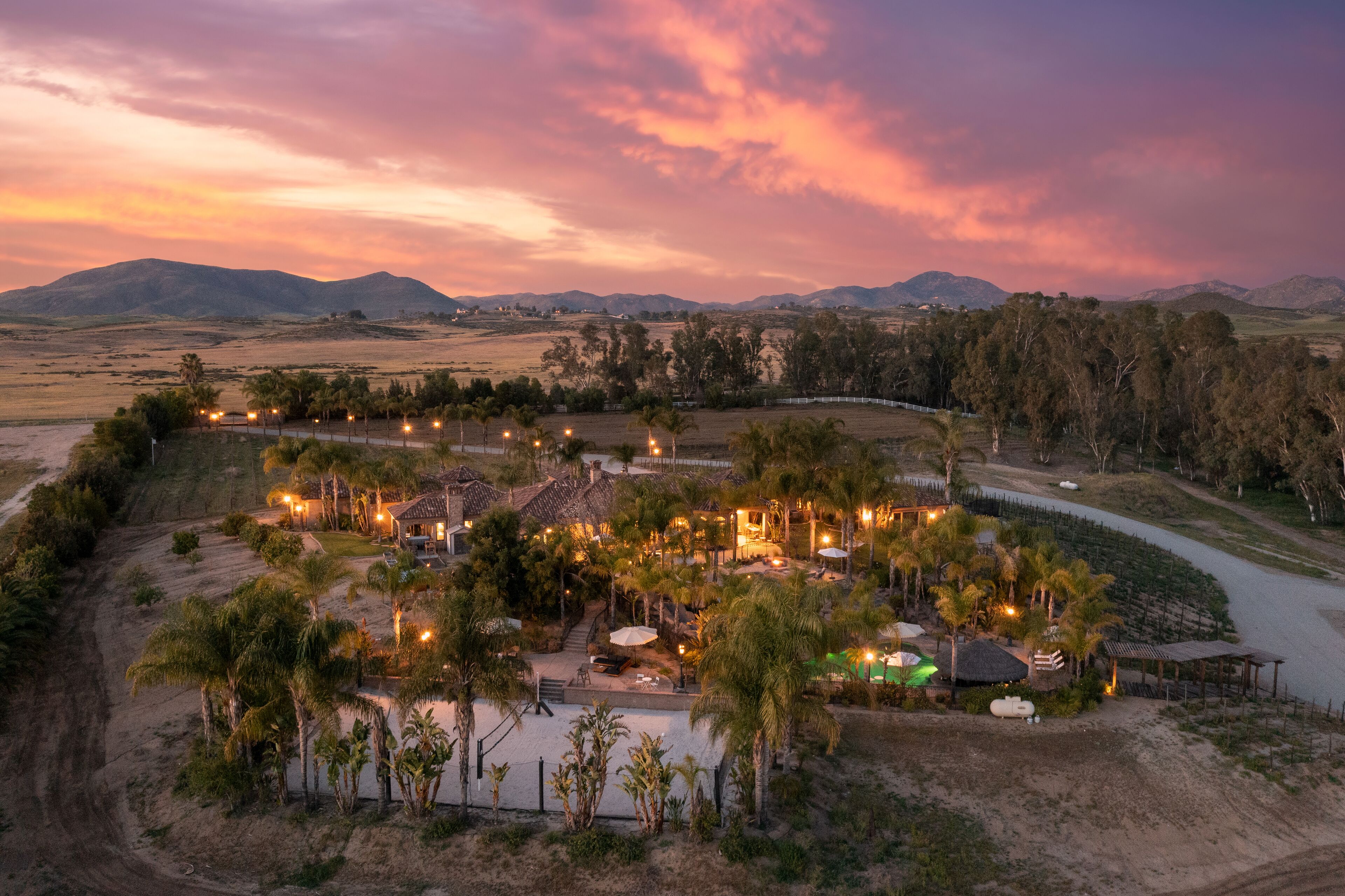 Sky Lantern by AvantStay | Stunning Oasis w/ Pool, Hot Tubs, & Volley Ball Court