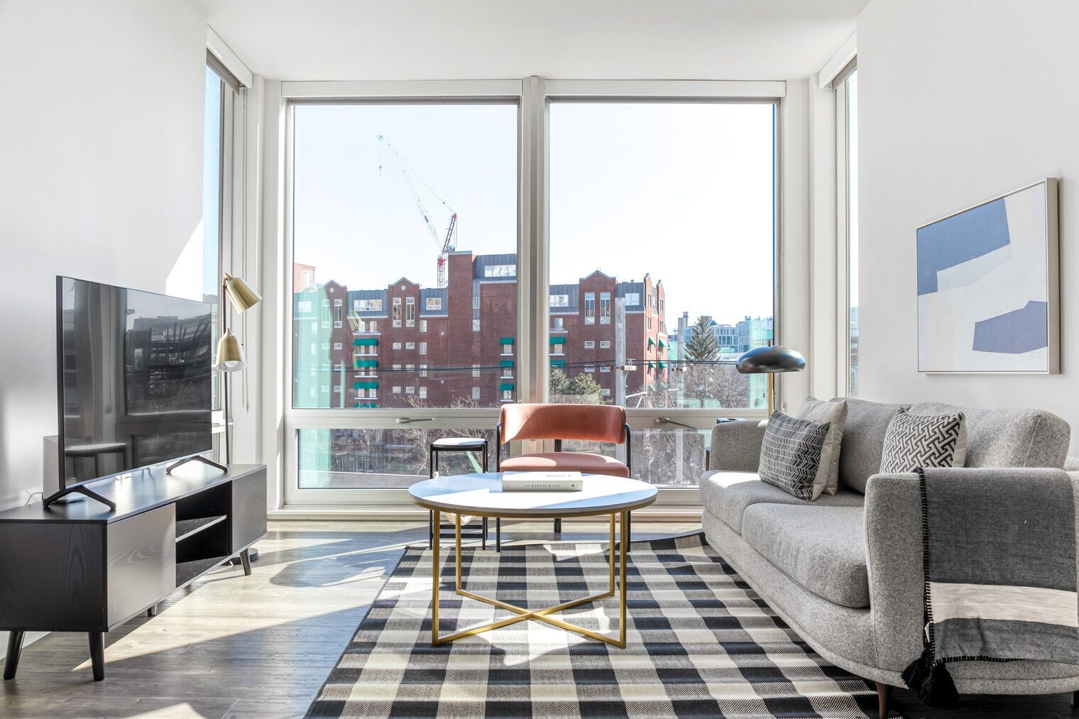 Luxe Cambridge 1bd w/ modern finishes and lots of amenities by Blueground