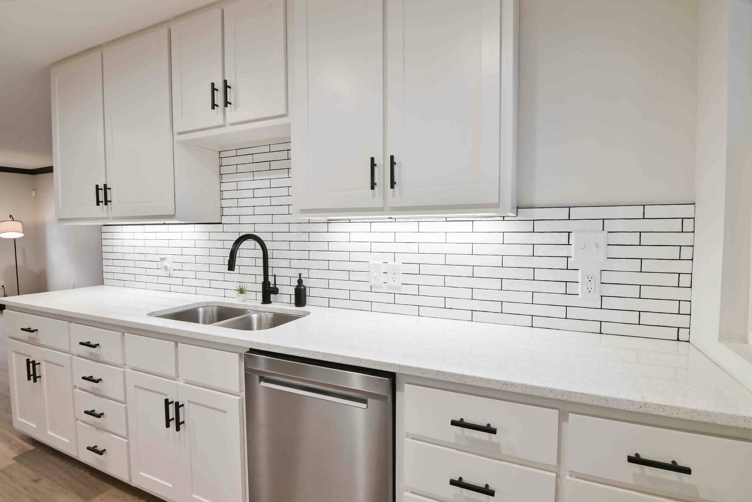 *NEW* LUXE APARTMENT -NEAR MIDLAND MEMORIAL HOSP.