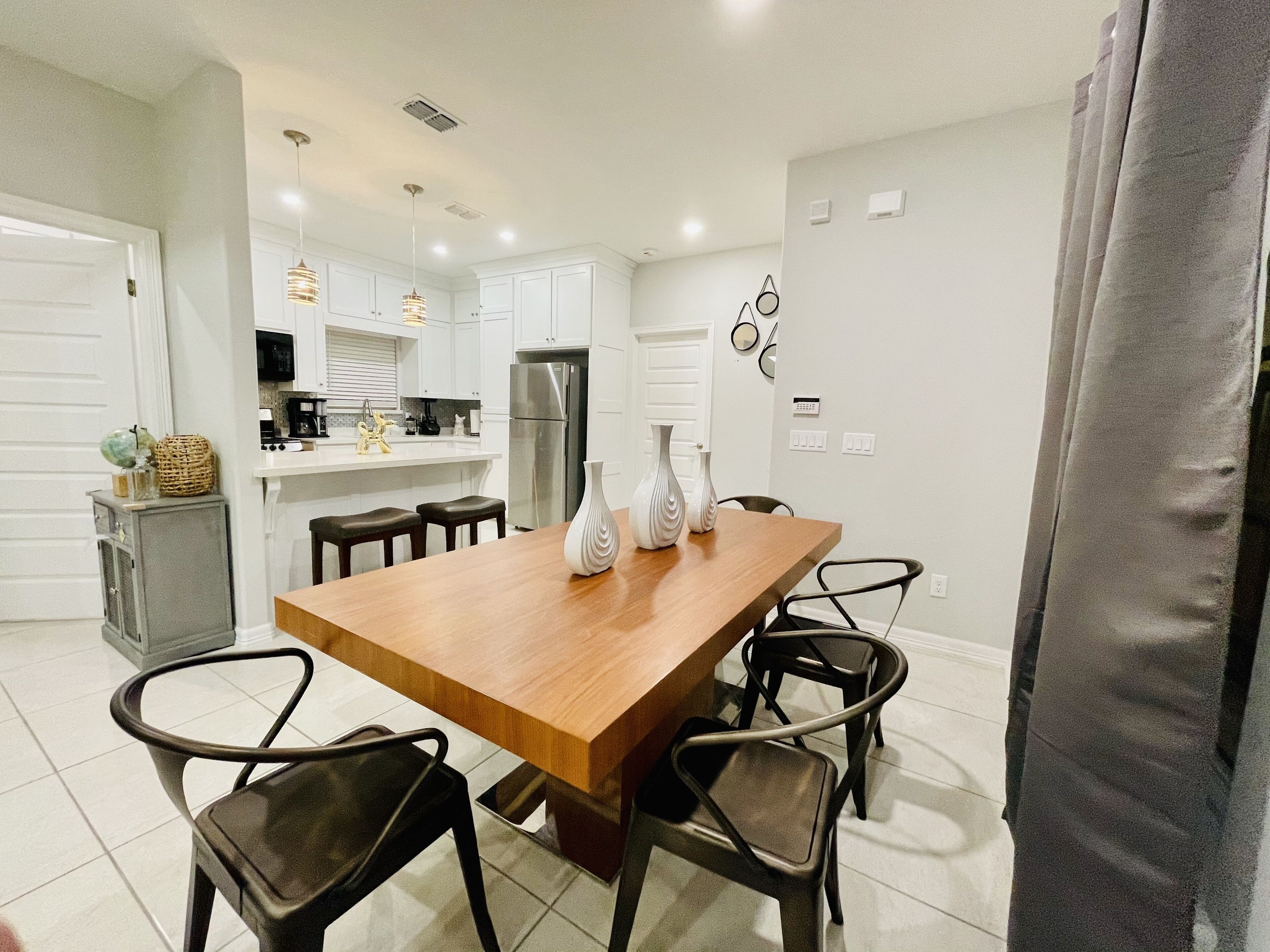 🌟NEW🌟CLOSE TO MALL🌟NEAR HOSPITALS🌟BEST LOCATION🌟