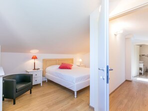 4 Schlafzimmer, Reisekinderbett, kostenloses WLAN