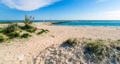 BEACH House Getaway @ Blairgowrie