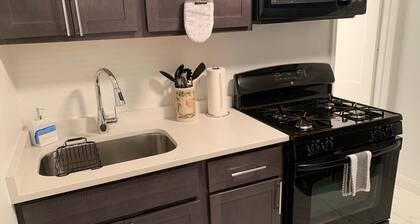 Stylish 2BD 1BA apartment located in Federal Hill