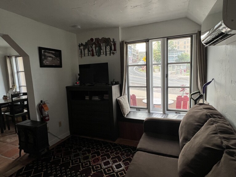 Jerome's Southwest Apt @ Million Dollar Views - Jerome, AZ