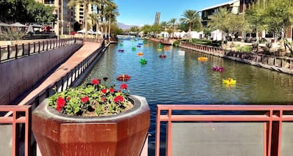 Lovely 2 BR Condo | Pools | Covered Parking