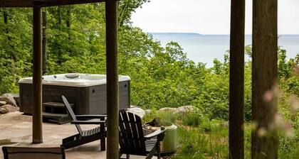 Overby Woods cabin - with Hot Tub & Lake MI Views