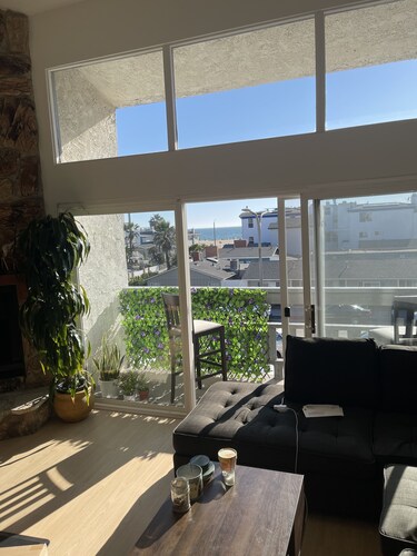 ✅2Br-2Bth🌴1/2 Block off Hermosa Beach Sand 🌊Ocean View 🚗 2 Garage Parking