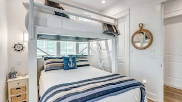 2 bedrooms, iron/ironing board, internet, bed sheets