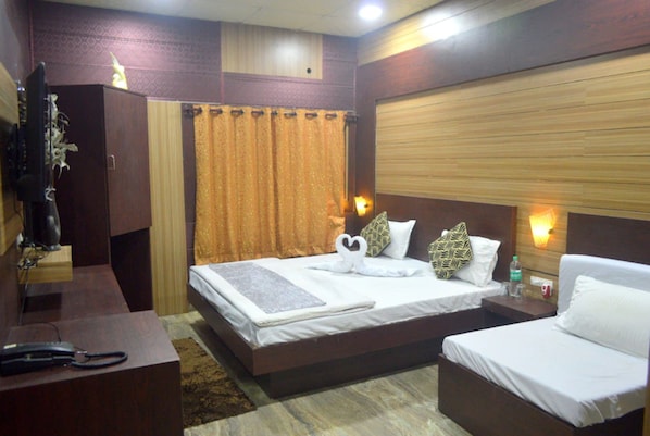 Habitación doble Deluxe | Wifi gratis y ropa de cama