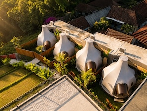 Luxury Glamping with Bathtub | Wi-Fi gratuit, draps fournis