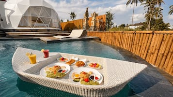 Tent, 1 Bedroom, Private Pool, Pool View | Kolam renang persendirian