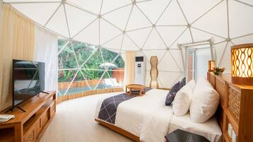 Luxury Glamping with Pool | 1 chambre, Wi-Fi gratuit, draps fournis