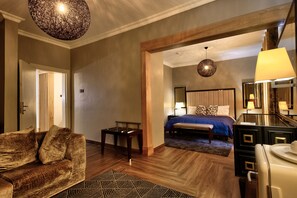 5 makuuhuonetta, silitysrauta/-lauta, ilmainen Wi-Fi, vuodevaatteet