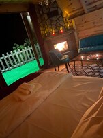 Hochwertige Bettwaren, Daunenbettdecken, individuell dekoriert