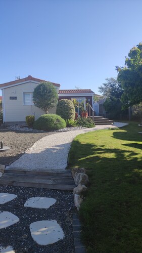 Bungalow
