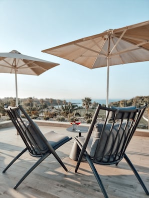 Sun deck