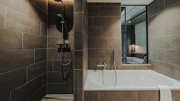 Deluxe-Studio | Badezimmer