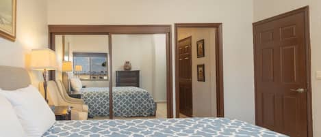 3 bedrooms, desk, free WiFi, wheelchair access