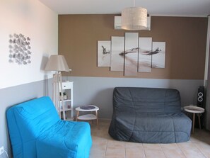 TV - Mini villa with small sea view, heated pool Serra di Ferro (Serra-di-Ferro)