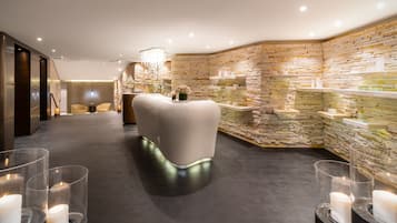 Couples treatment rooms, sauna, hot tub, steam room, body treatments