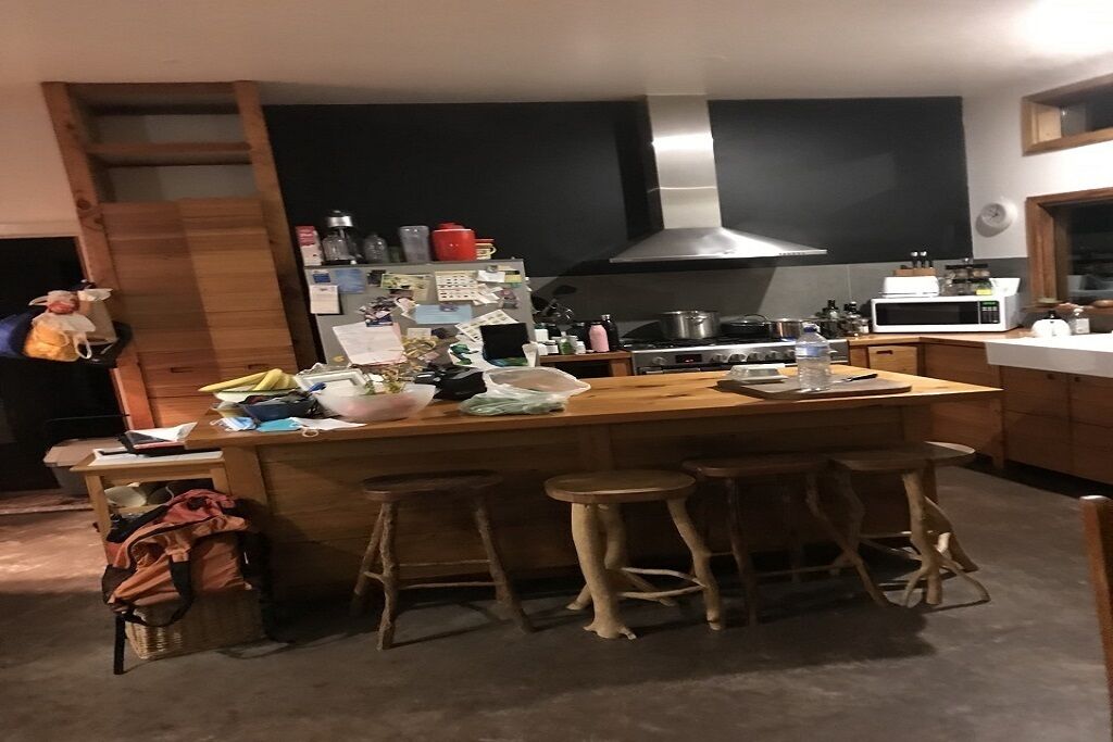 Family home close to city, waterfront and public transport