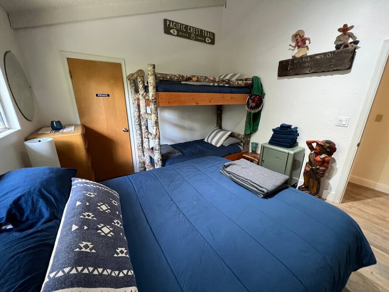 Lakeview, Single Floor, Covered Deck, Pet Friendly - Shasta Lakeshore Retreat #5