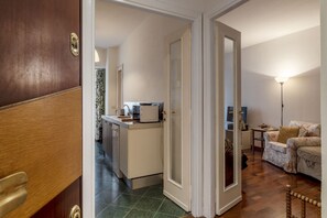 Interior - GuestHost - Cipro Apartment with balconies! (Roma)