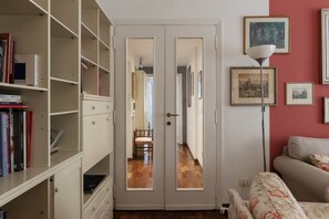 Interior - GuestHost - Cipro Apartment with balconies! (Roma)