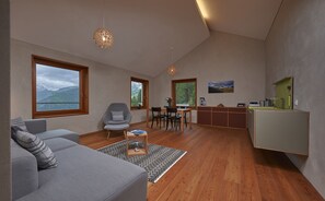 Panoramic Condo | Private kitchen