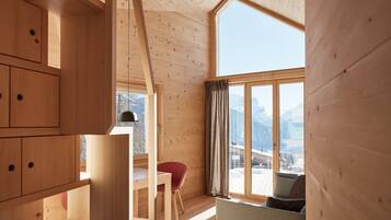 Individually decorated, individually furnished, soundproofing, free WiFi