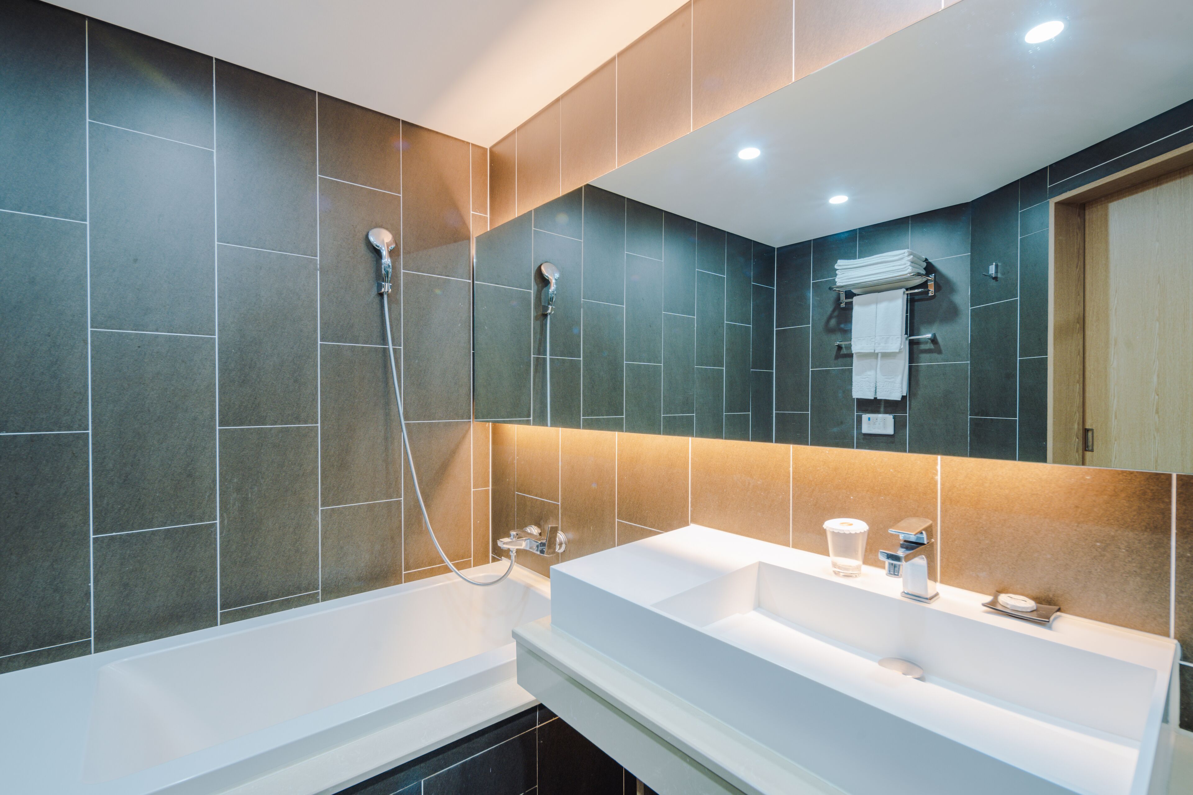 family triple room, 1 bedroom | bathroom | shower, rainfall showerhead, hair dryer, slippers