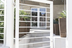 Exterior detail - Via del Faro Apartments - EST (Torre Canne)