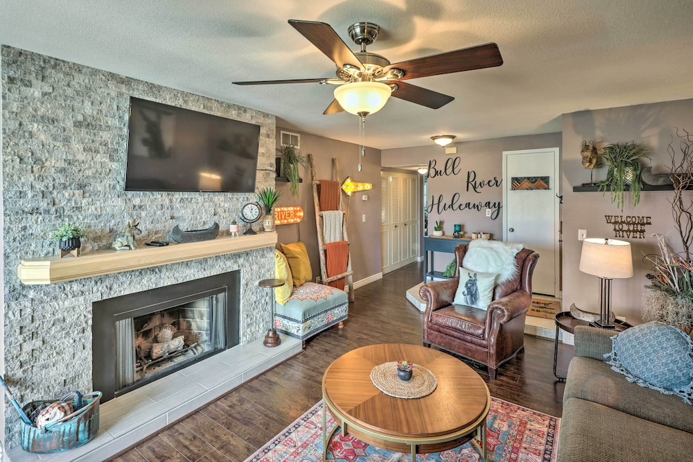 Bullhead City Condo w/ Direct River Access!