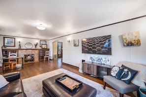 Smart TV, Netflix, streaming services, offices