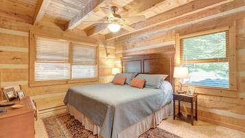 3 Schlafzimmer, Schreibtisch, Bügeleisen/Bügelbrett, kostenloses WLAN