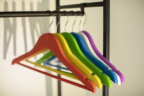 Unclassified image, 2 of 23, button