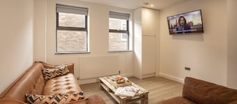 Delightful Modern Apartment in Old Town Swindon