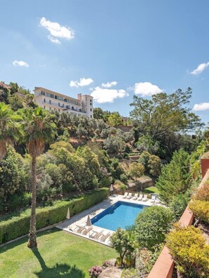 Indendørs pool, udendørs pool