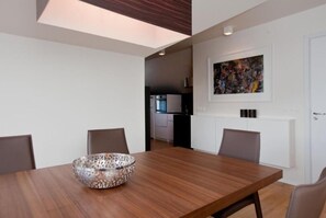 Loft Confort, 2 habitaciones, balcón | Zona de estar